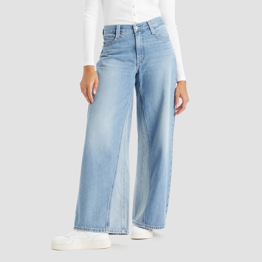 Levi's Women's Mid-Rise 94's Baggy Wide Leg Jeans 30x31